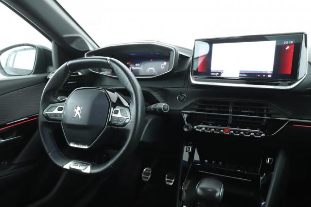 Peugeot 2008 image 6