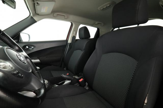 Nissan Juke image 7