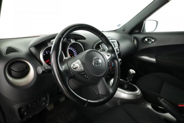 Nissan Juke image 9