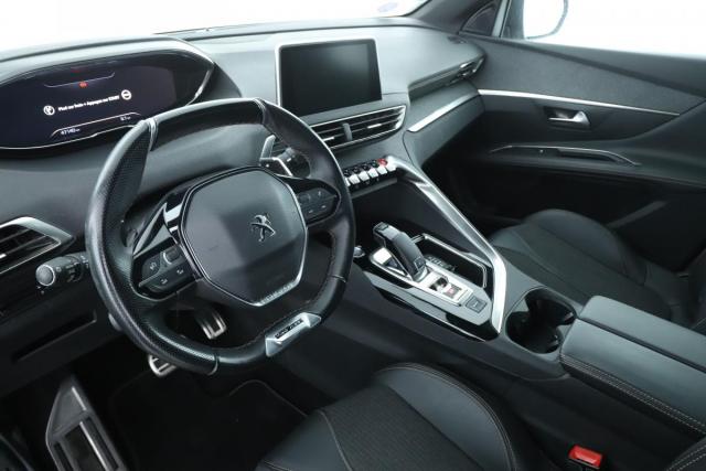 Peugeot 3008 image 2