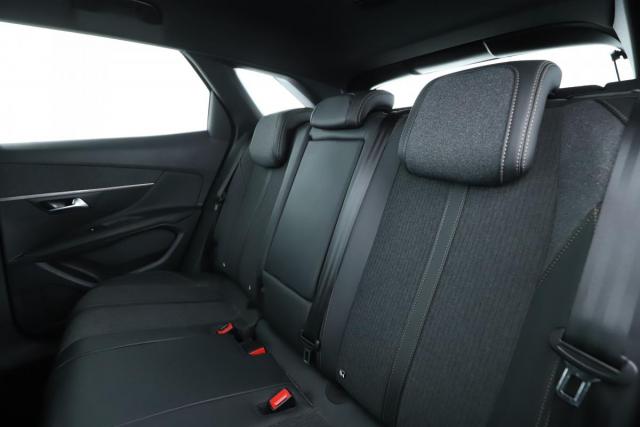 Peugeot 3008 image 9