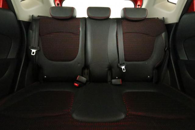 Renault Captur image 8