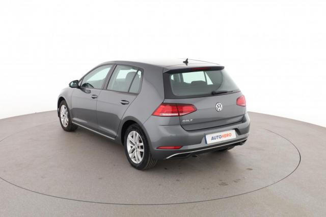 Volkswagen Golf image 3
