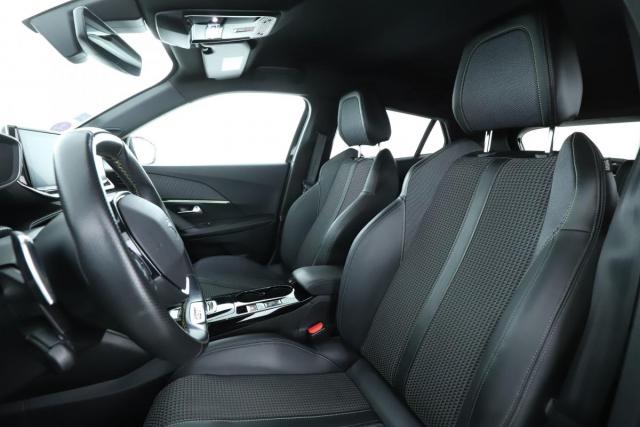 Peugeot 2008 image 9