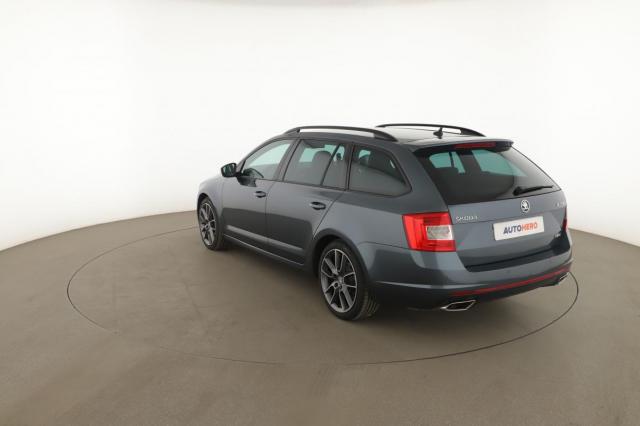 Skoda Octavia image 9