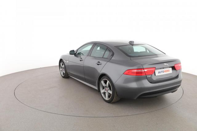 Jaguar Xe image 1