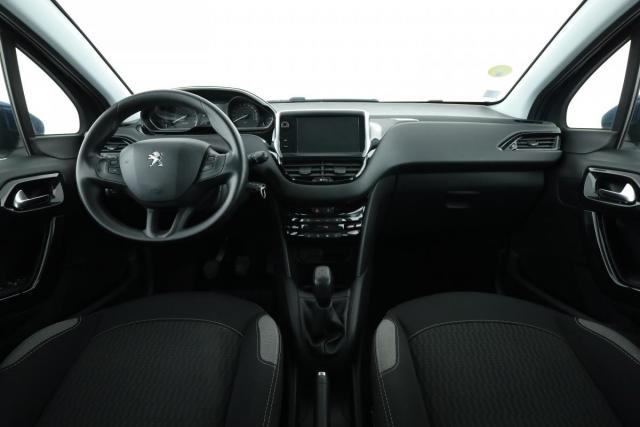 Peugeot 208 image 4