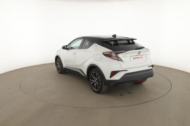 Toyota C-Hr image 9
