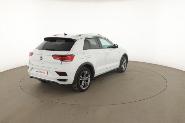 Volkswagen T-Roc image 2