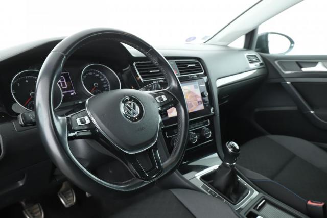 Volkswagen Golf image 3