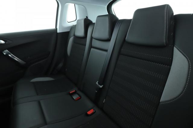 Peugeot 2008 image 5