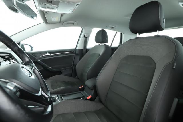 Volkswagen Golf image 2
