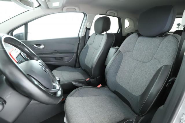 Renault Captur image 9