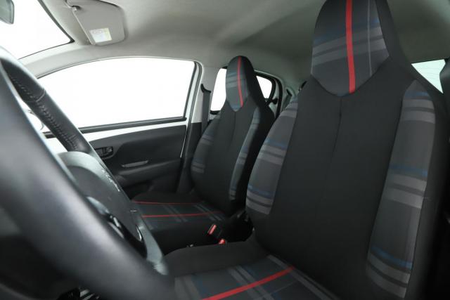 Peugeot 108 image 6