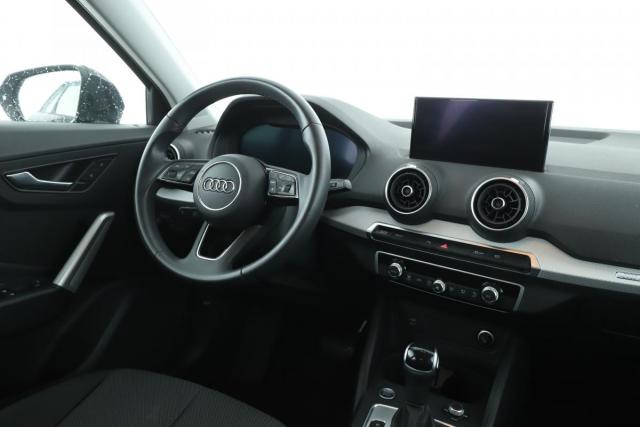 Audi Q2 image 8