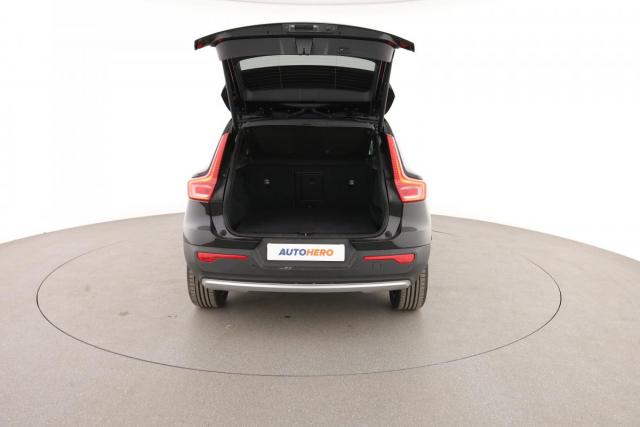 Volvo Xc40 image 3