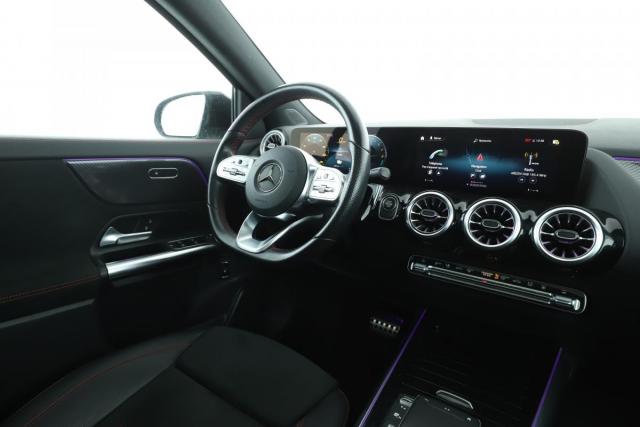 Mercedes Benz Gla image 1