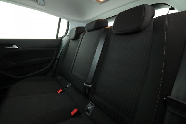 Peugeot 308 image 5