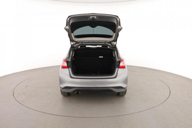 Nissan Pulsar image 4