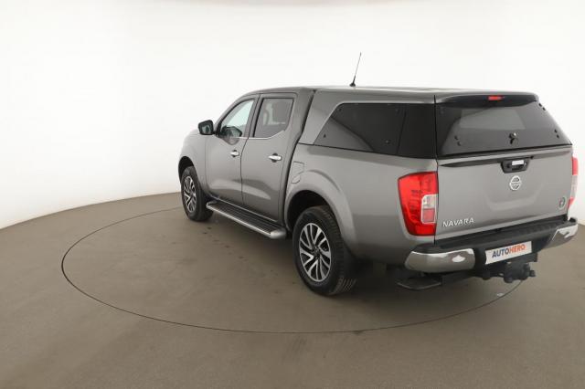Nissan Navara image 9
