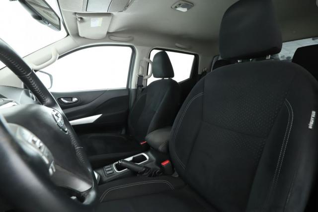 Nissan Navara image 4