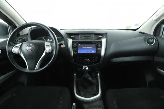 Nissan Navara image 6