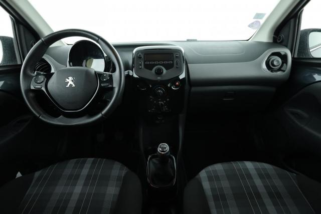 Peugeot 108 image 9