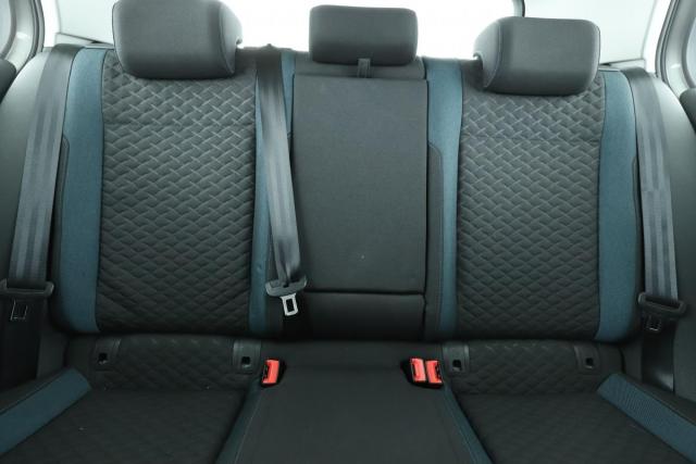 Volkswagen Golf image 3