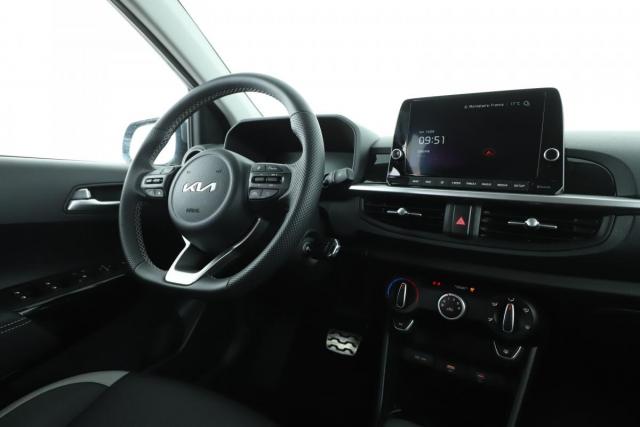 Kia Picanto image 9