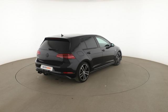Volkswagen Golf image 8