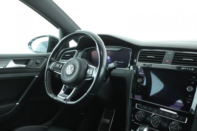 Volkswagen Golf image 5