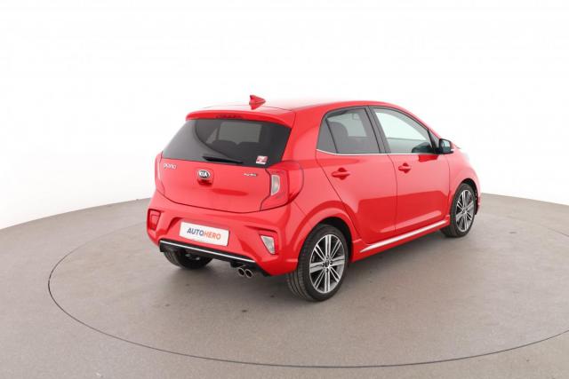 Kia Picanto image 6