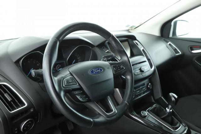 Ford Focus image 5