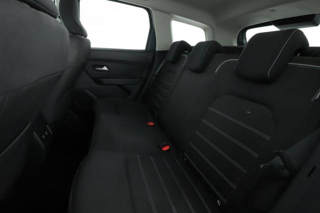Dacia Duster image 2
