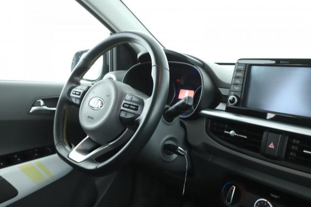 Kia Picanto image 9