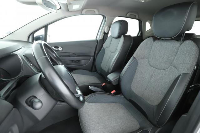 Renault Captur image 1