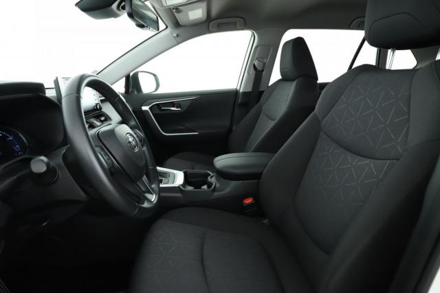 Toyota Rav4 image 5