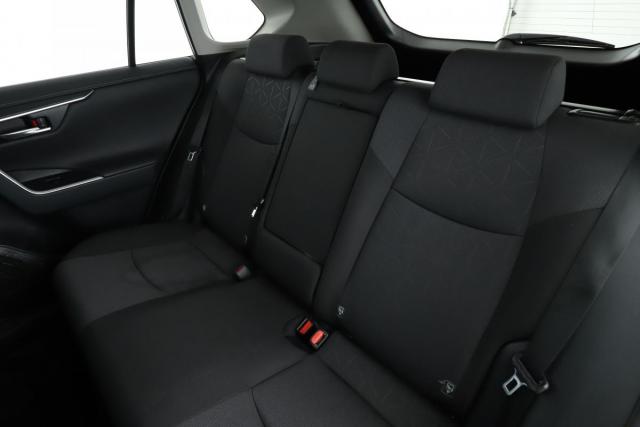 Toyota Rav4 image 7