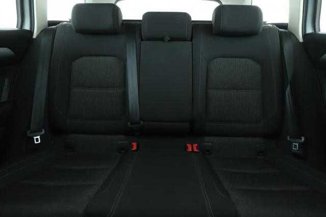 Volkswagen Passat Sw image 9