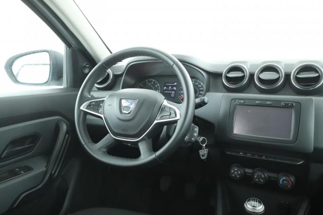 Dacia Duster image 1