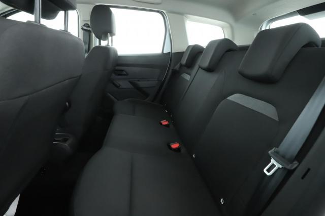 Dacia Duster image 6