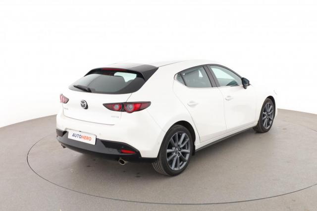 Mazda 3 image 7