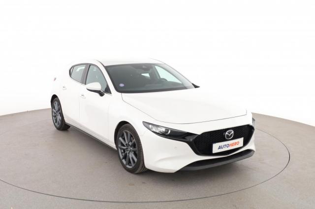 Mazda 3 image 2
