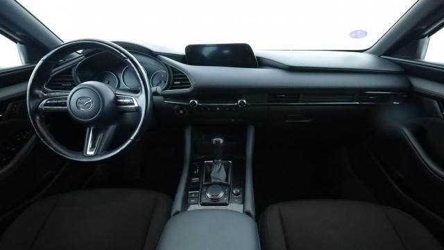 Mazda 3 image 8