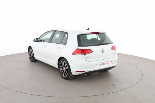 Volkswagen Golf image 6