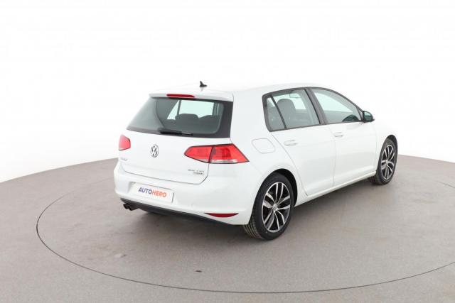 Volkswagen Golf image 4