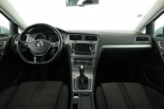 Volkswagen Golf image 2