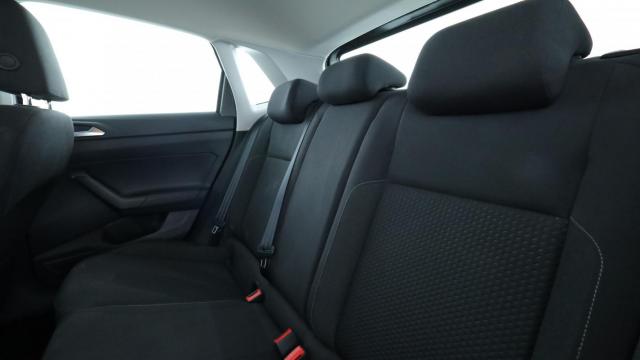 Volkswagen Polo image 9