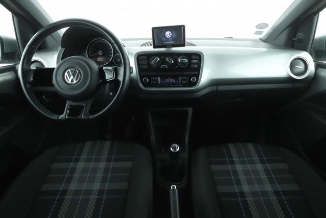 Volkswagen Up! image 3