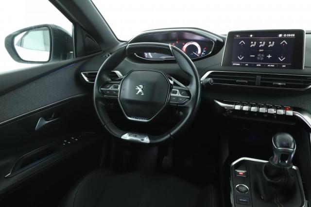 Peugeot 3008 image 6